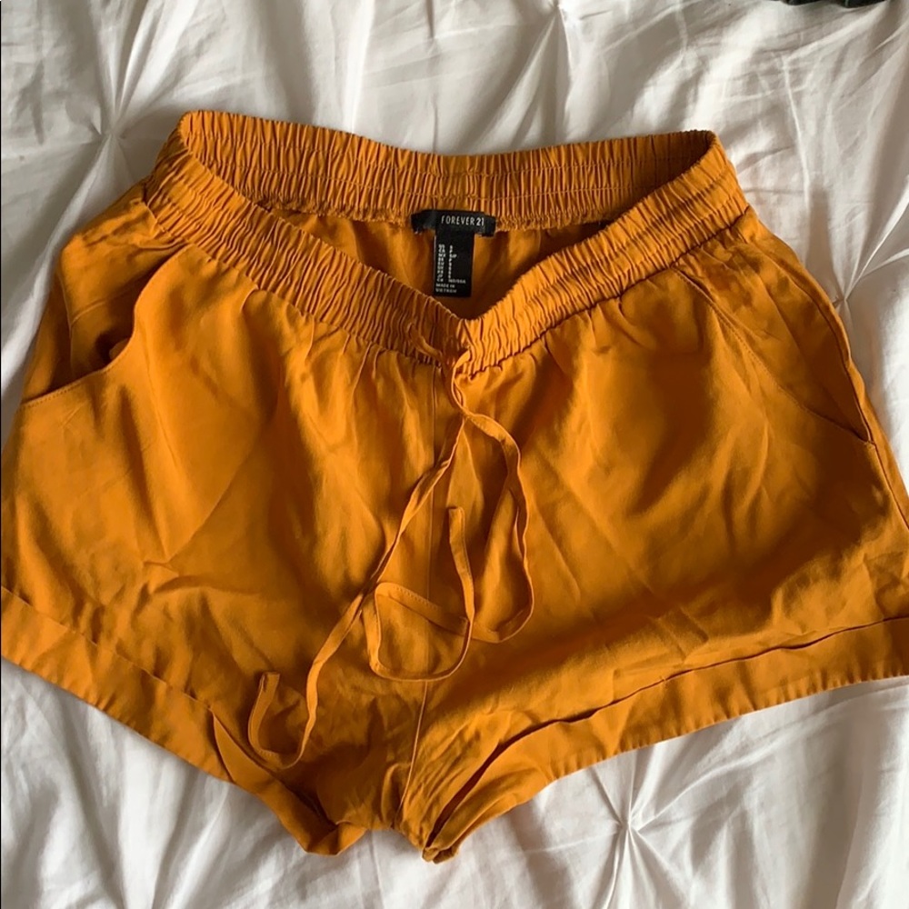 forever 21 flowey shorts